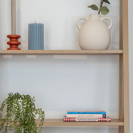Stylish 1 Bed Flats In Soho, Next To Piccadilly Circus And Trafalgar Square London Kültér fotó