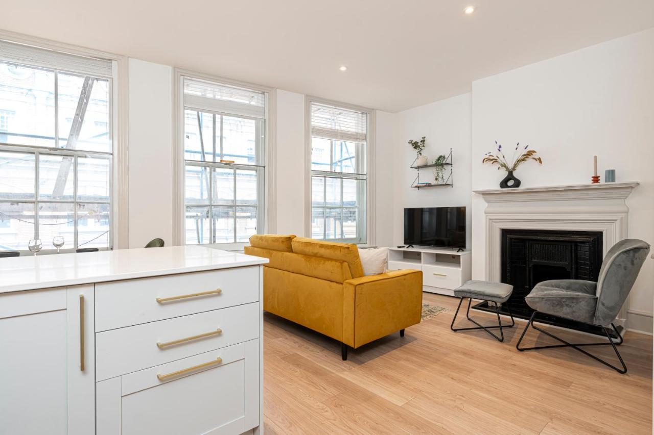Stylish 1 Bed Flats In Soho, Next To Piccadilly Circus And Trafalgar Square London Kültér fotó