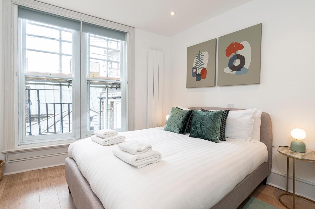Stylish 1 Bed Flats In Soho, Next To Piccadilly Circus And Trafalgar Square London Kültér fotó