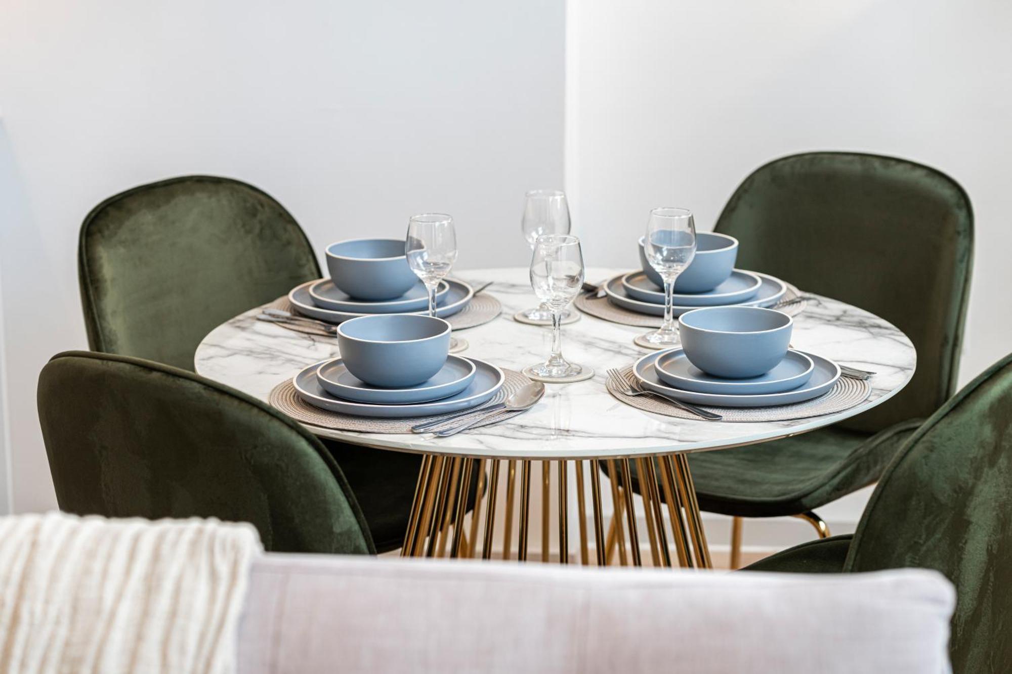 Stylish 1 Bed Flats In Soho, Next To Piccadilly Circus And Trafalgar Square London Kültér fotó