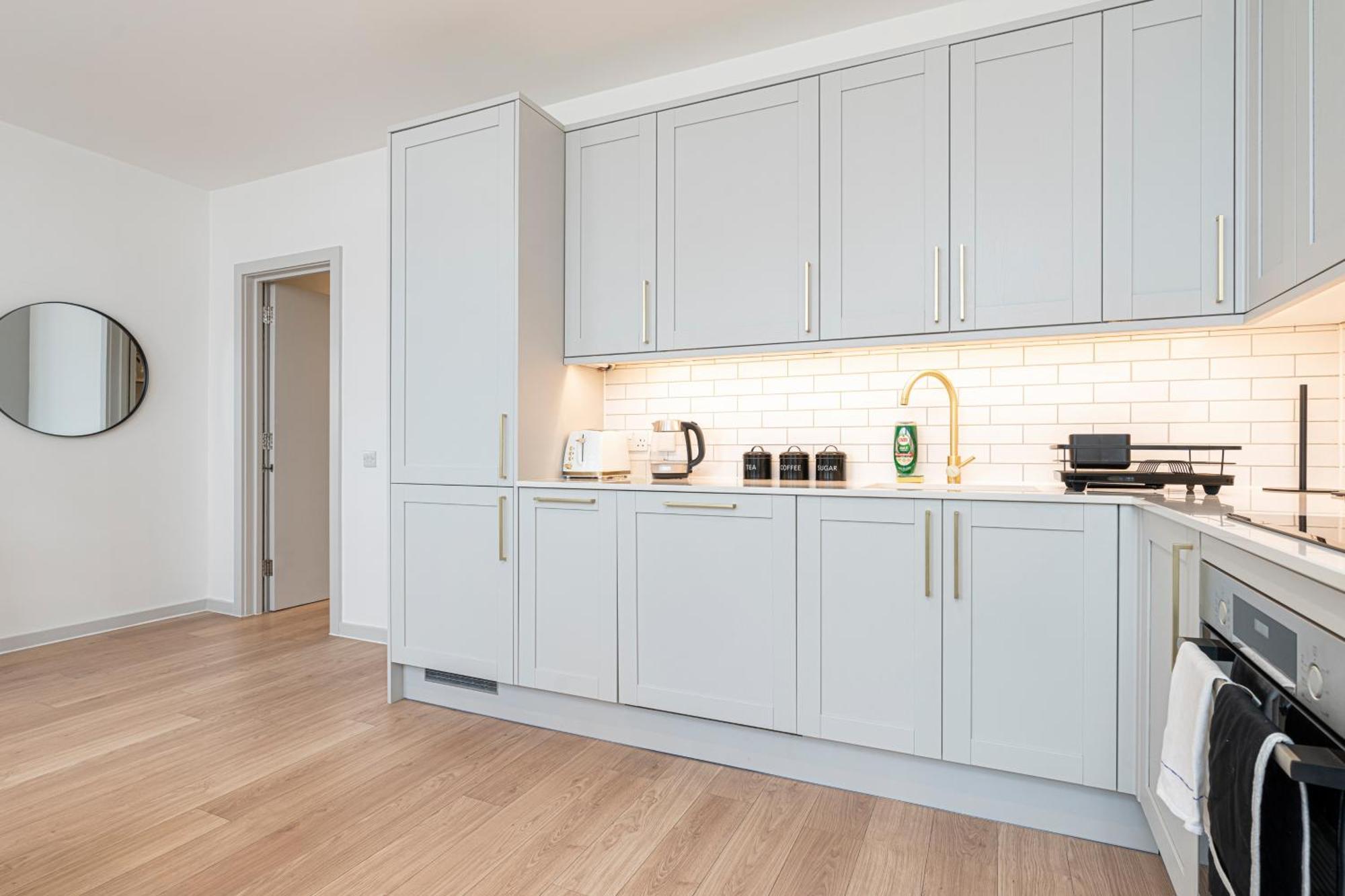 Stylish 1 Bed Flats In Soho, Next To Piccadilly Circus And Trafalgar Square London Kültér fotó
