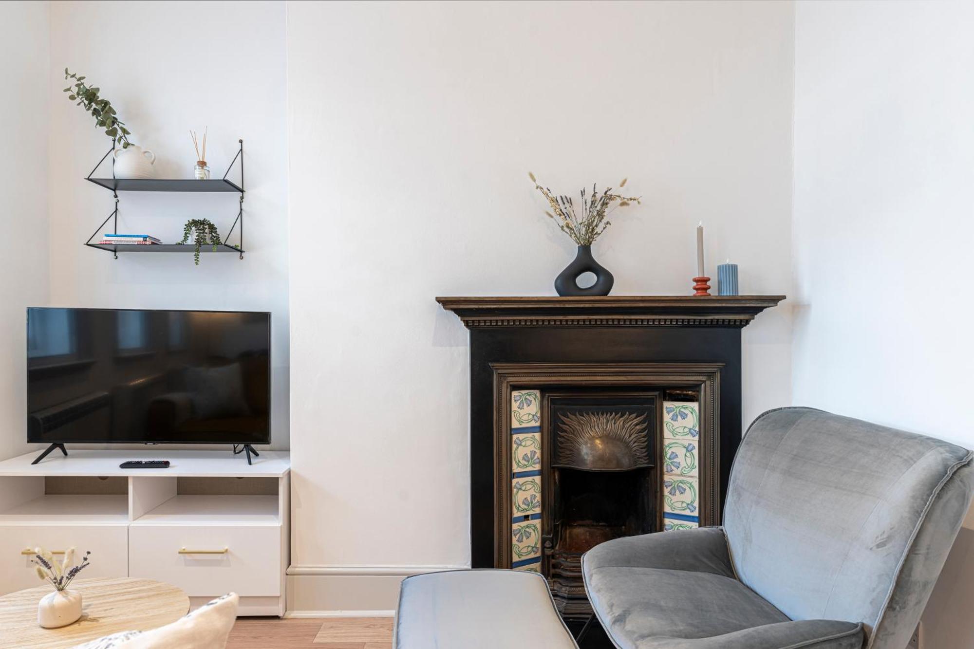 Stylish 1 Bed Flats In Soho, Next To Piccadilly Circus And Trafalgar Square London Kültér fotó